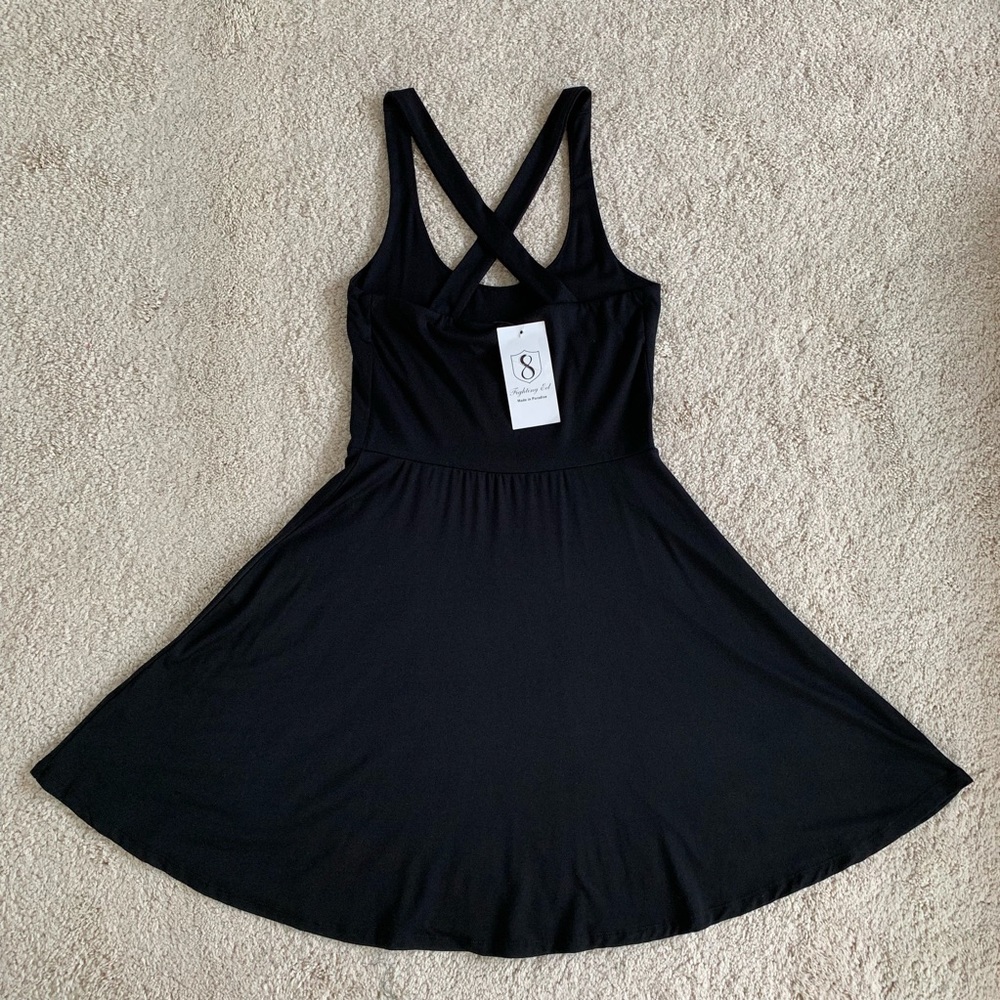 ❌SOLD❌ NWT Fighting Eel Dress Lacy - Picture 2 of 3